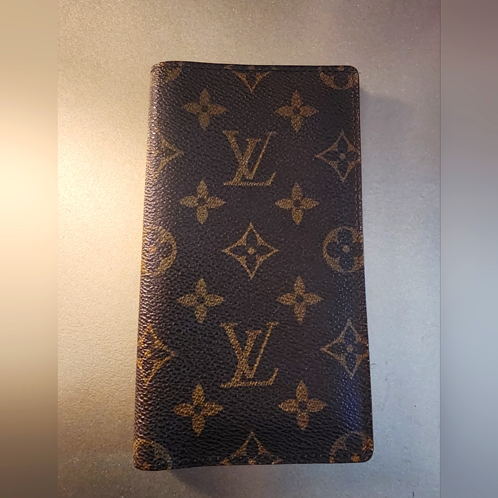 Louis Vuitton monogram card holder 2010 spain